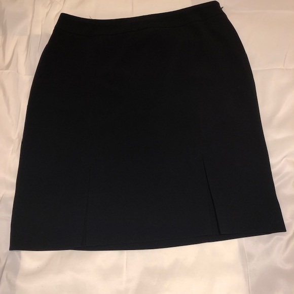 Ann Taylor Black Skirt - Picture 1 of 3